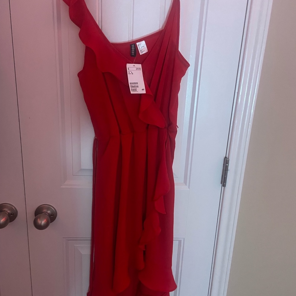 Romantic red ruffled strap & slit tie dress
